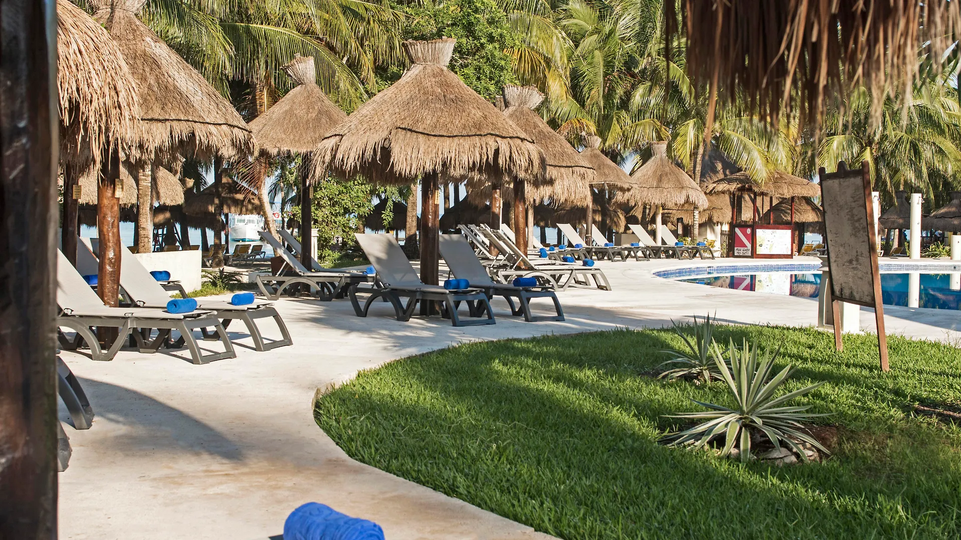 Resort Iberostar Waves Cozumel Otel