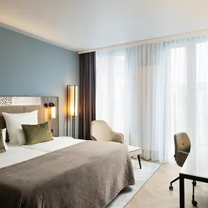 Leonardo Royal 4* München